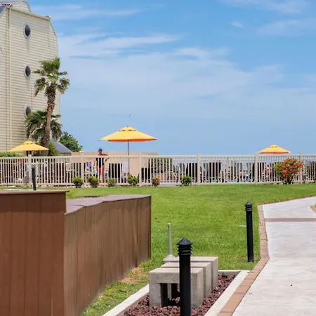 New Stunning Ocean-View Beachfront Resort, Heated Pool! South Padre Island Exterior photo