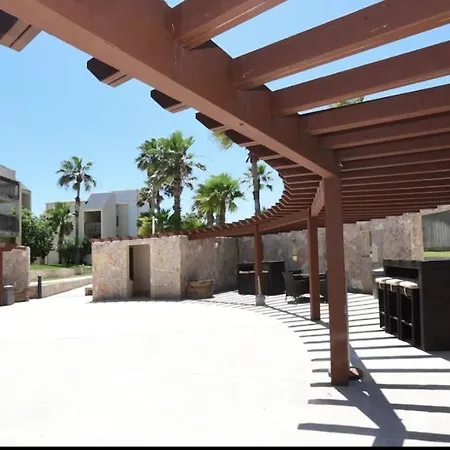New Stunning Ocean-View Beachfront Resort, Heated Pool! South Padre Island Exterior photo